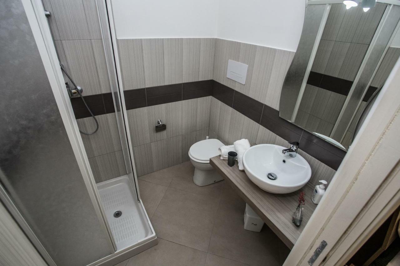 מילאצו Meridiana B&B מראה חיצוני תמונה